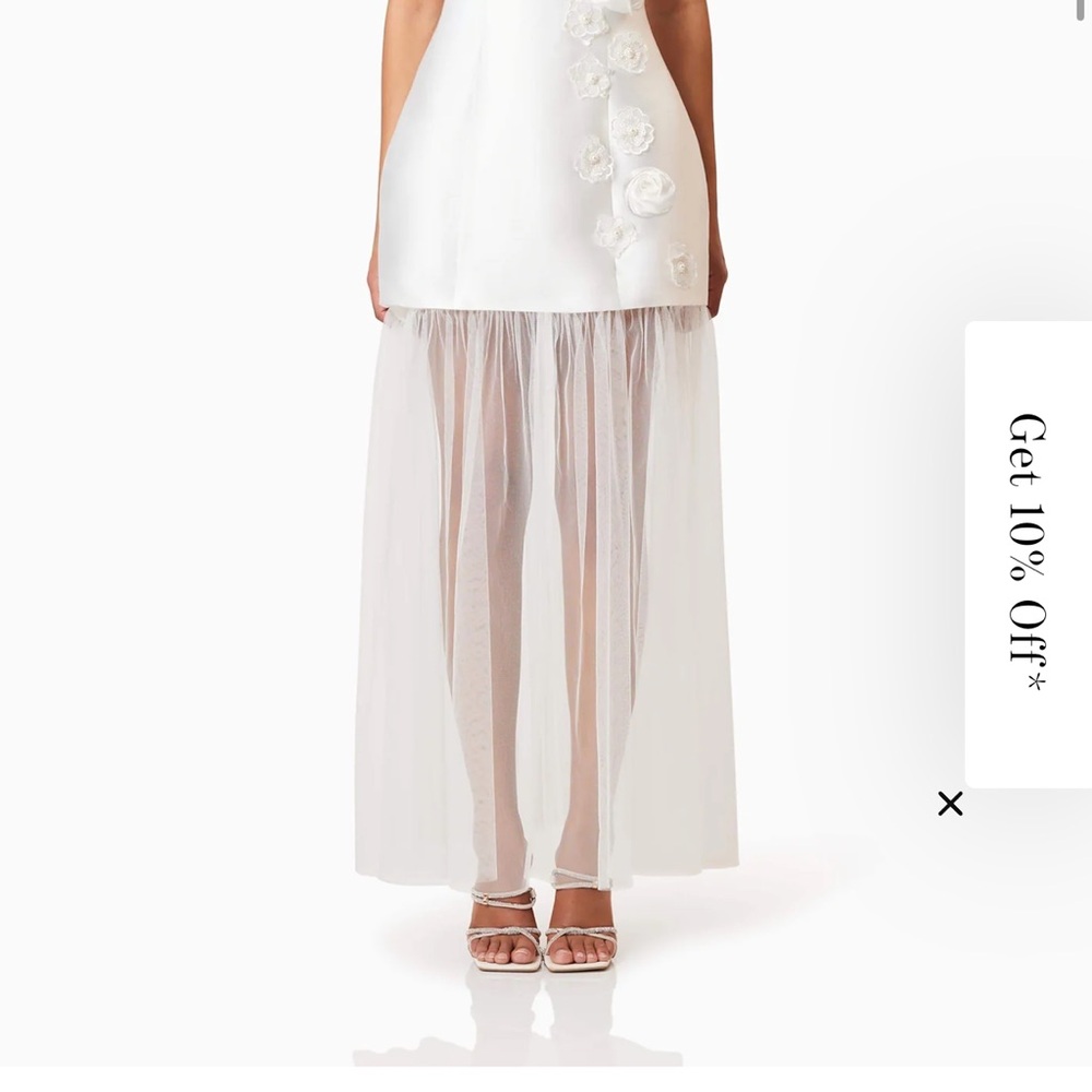 Elliatt Oleander Strapless Maxi Floral Dress White
